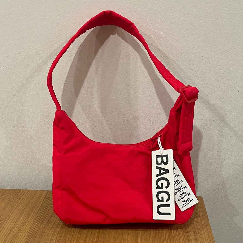 Baggu Bold Red Shoulder Bag